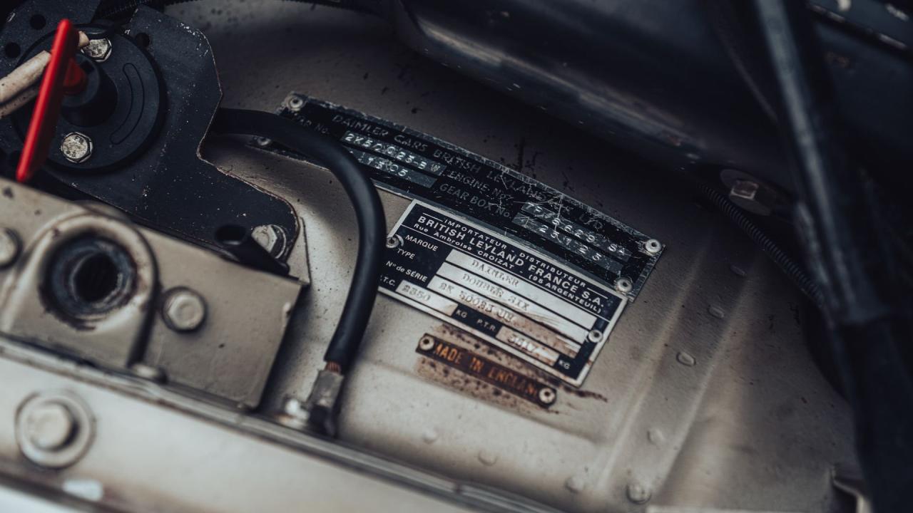 1974 Daimler Double-Six Series II