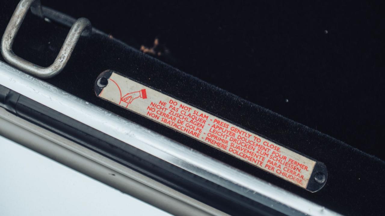 1974 Daimler Double-Six Series II