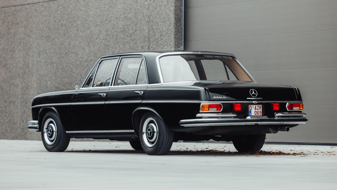1966 Mercedes - Benz 250 S
