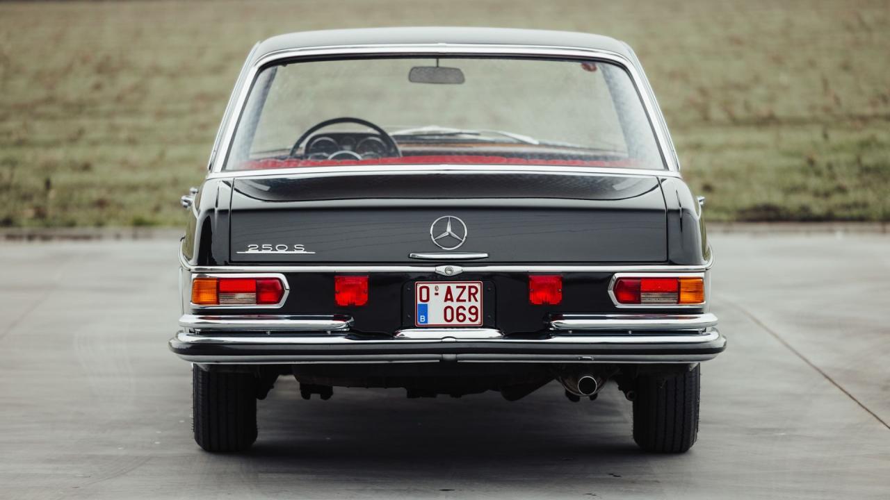 1966 Mercedes - Benz 250 S
