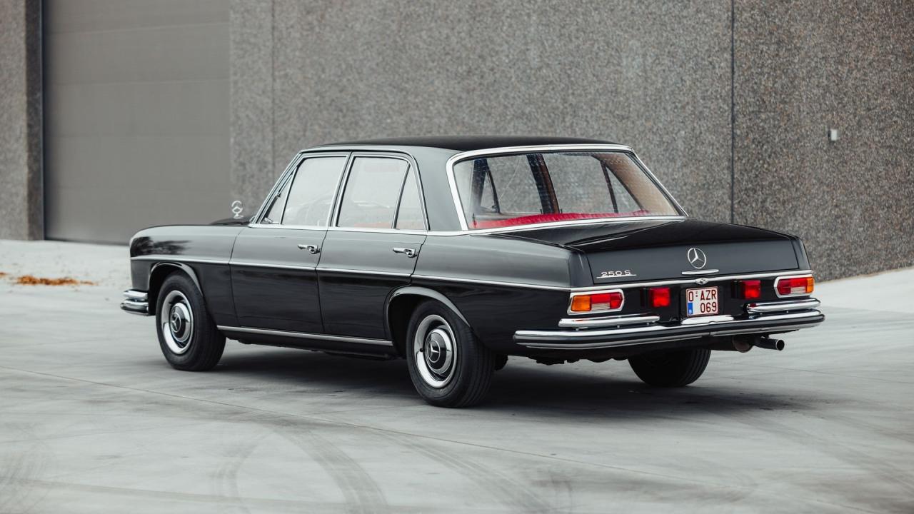 1966 Mercedes - Benz 250 S