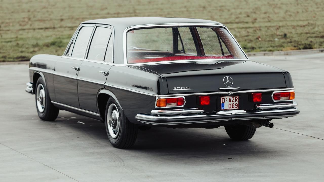 1966 Mercedes - Benz 250 S