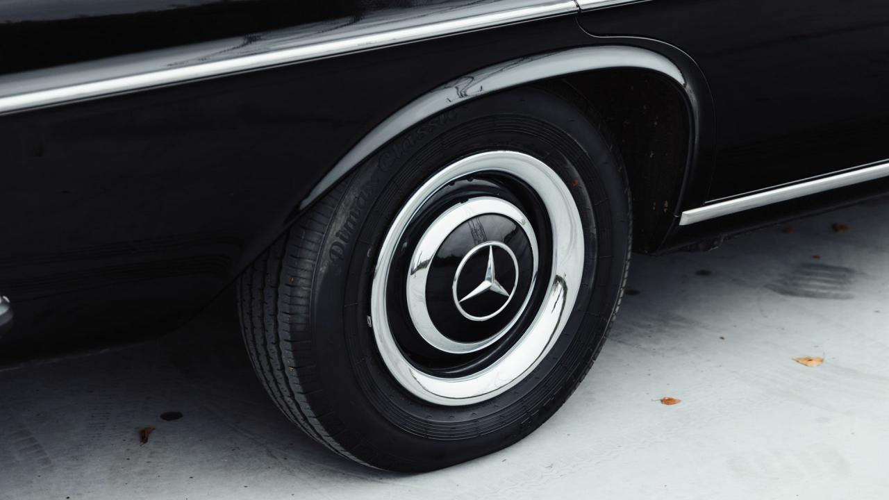 1966 Mercedes - Benz 250 S