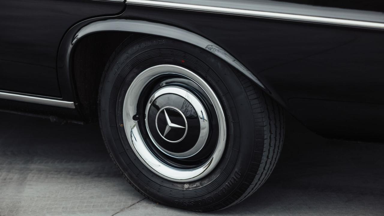 1966 Mercedes - Benz 250 S