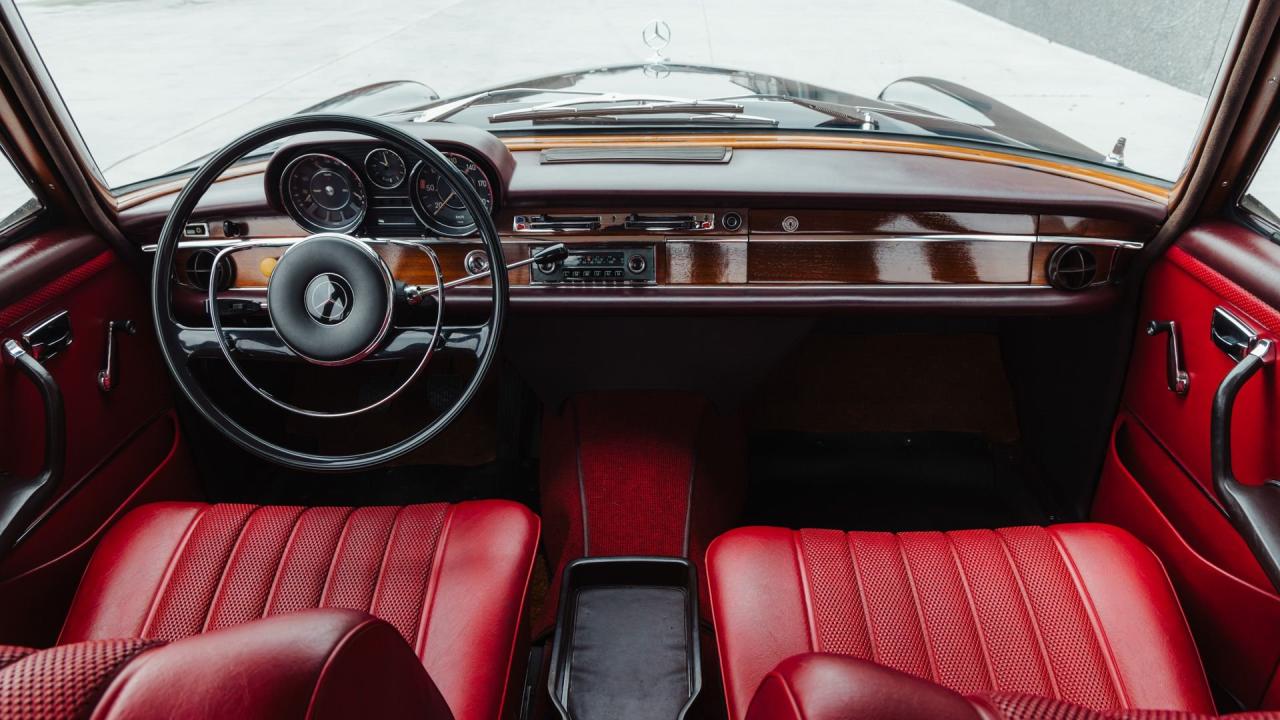 1966 Mercedes - Benz 250 S