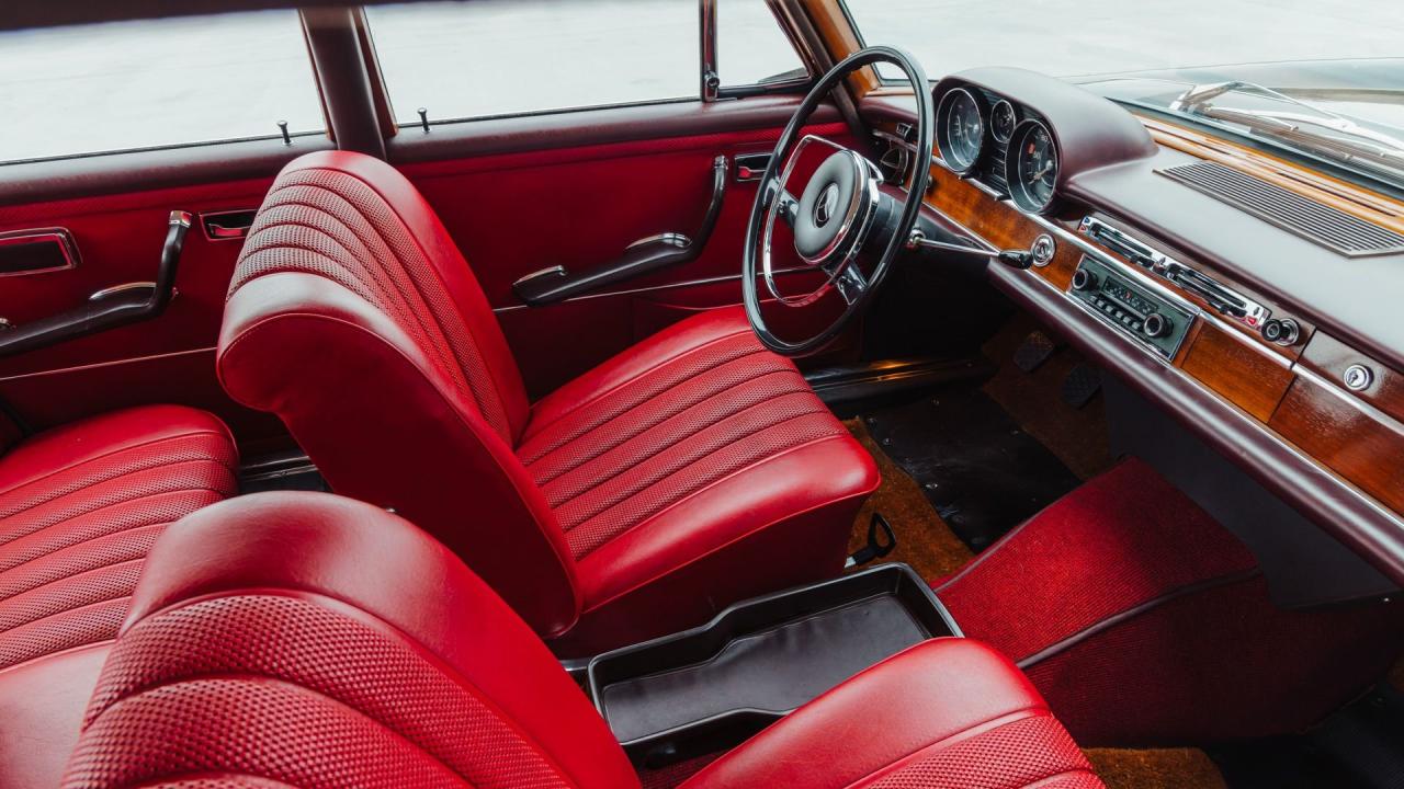 1966 Mercedes - Benz 250 S