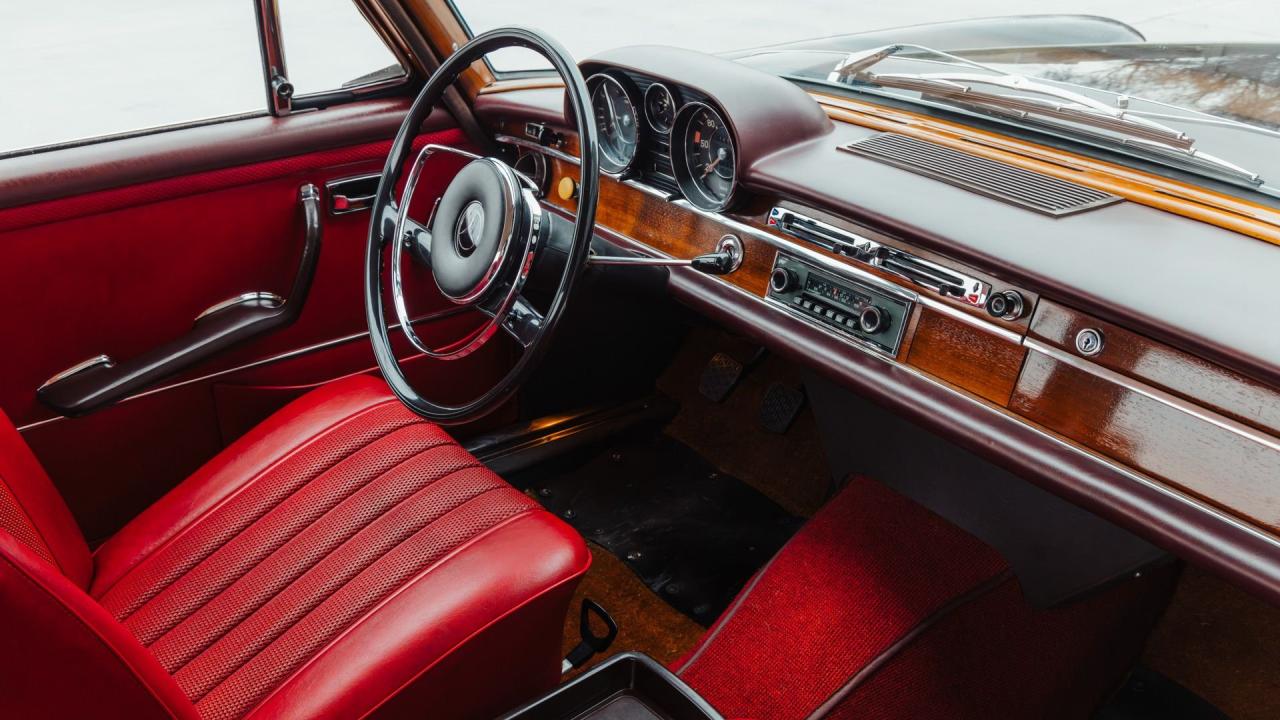 1966 Mercedes - Benz 250 S