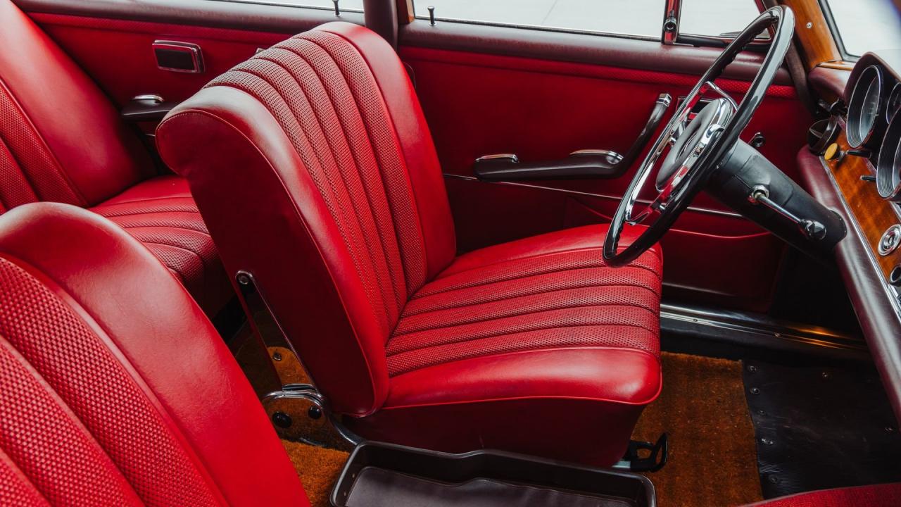 1966 Mercedes - Benz 250 S