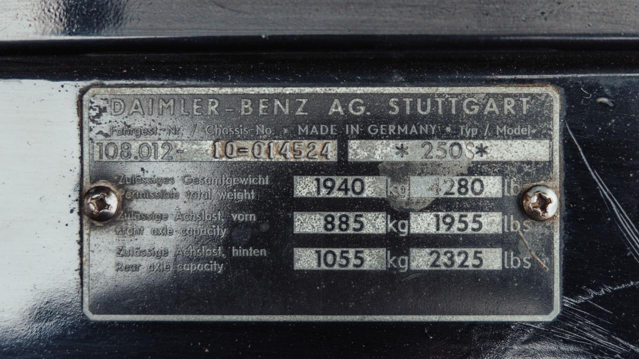 1966 Mercedes - Benz 250 S