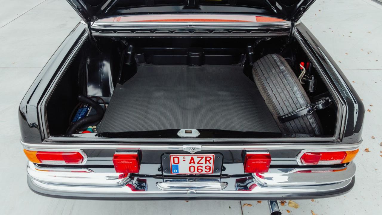 1966 Mercedes - Benz 250 S