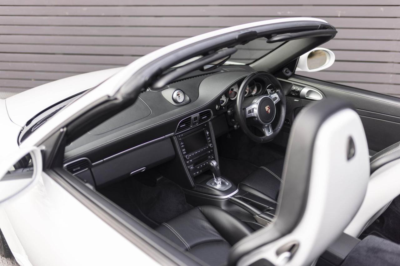 2011 Porsche 911 (997) TURBO GEN II CABRIOLET