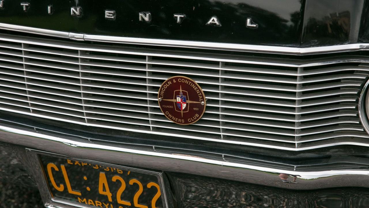 1967 Lincoln Continental Lehmann-Peterson Executive Limousine