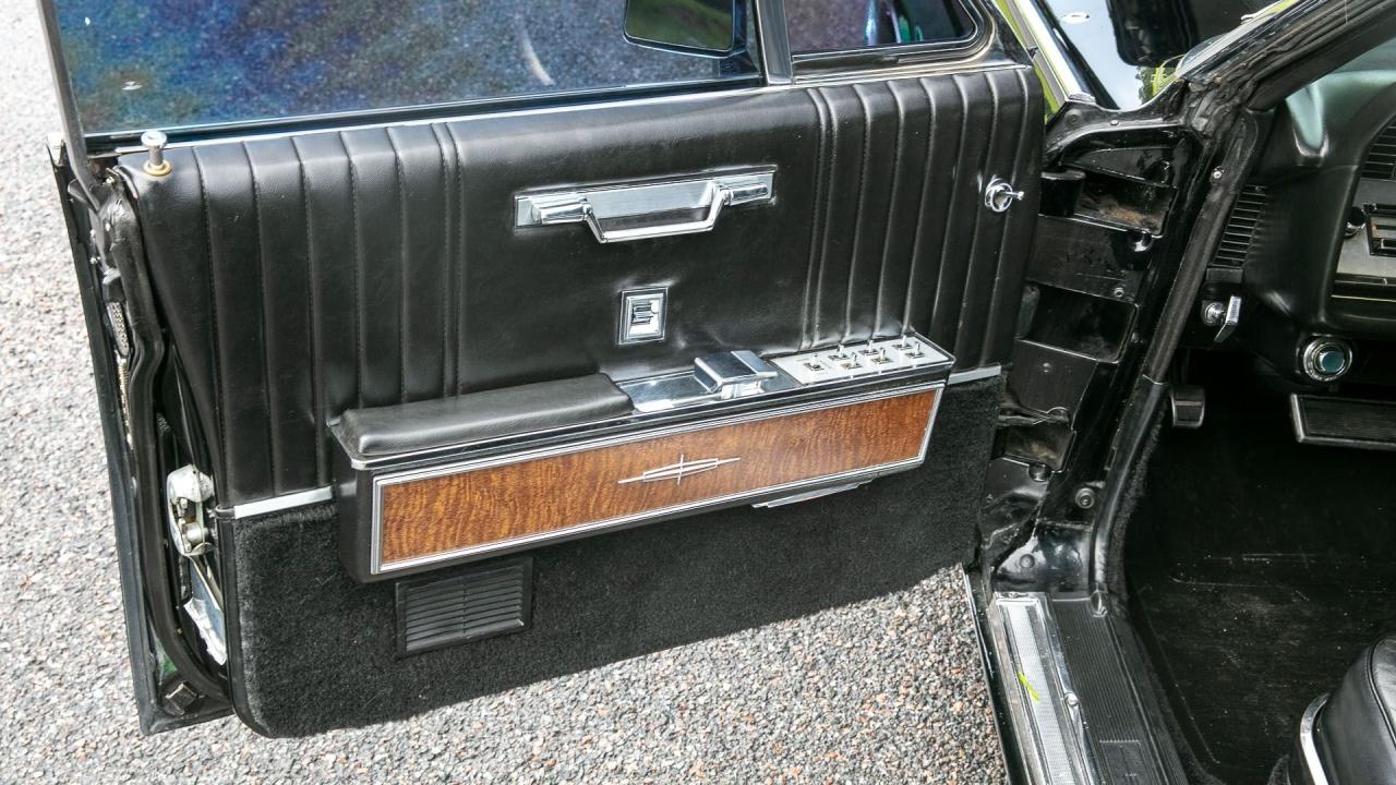 1967 Lincoln Continental Lehmann-Peterson Executive Limousine