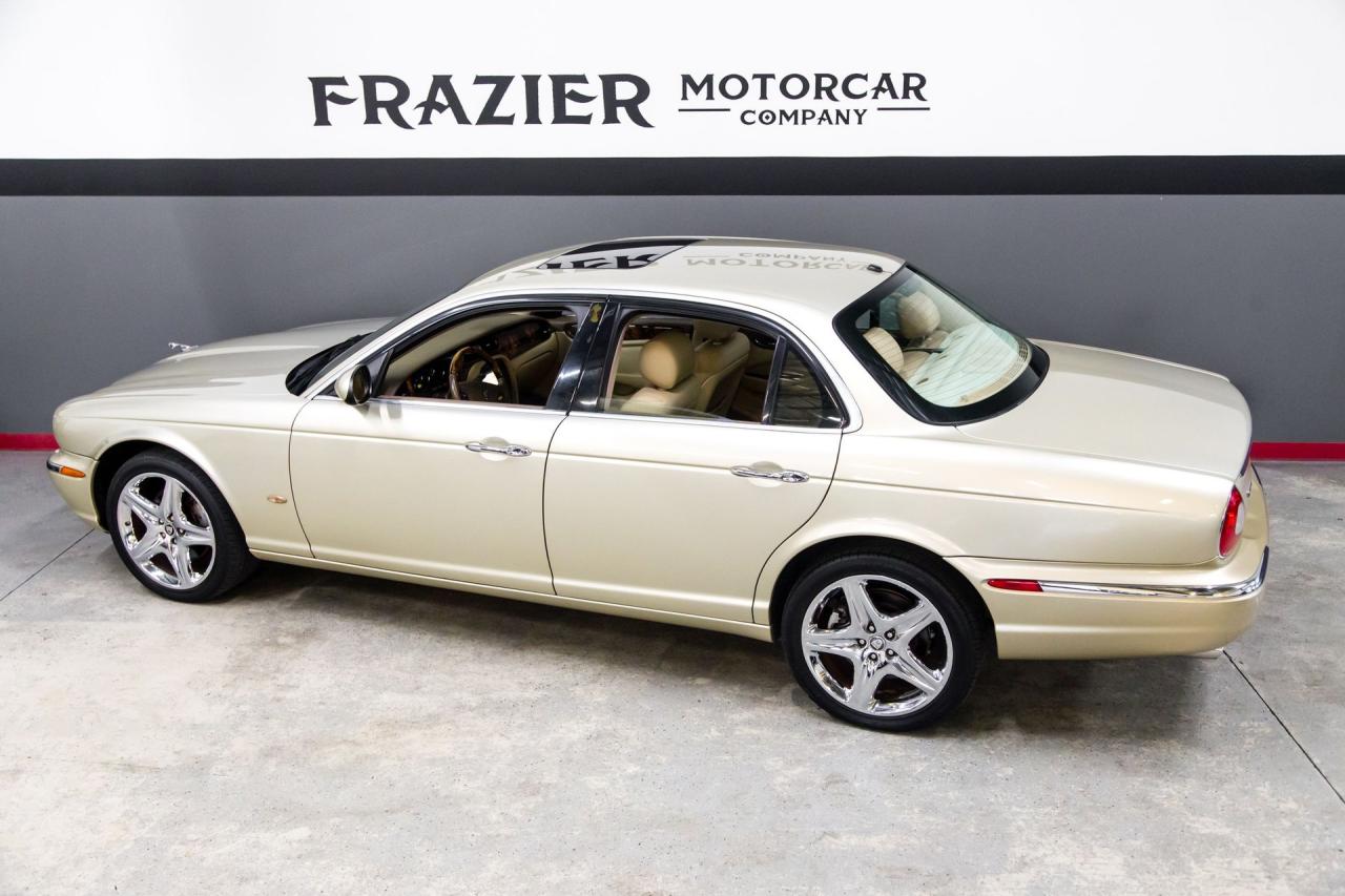 2006 Jaguar 42710 mile XJ8