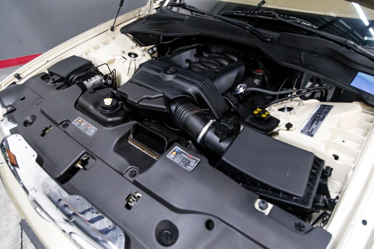 2006 Jaguar 42710 mile XJ8