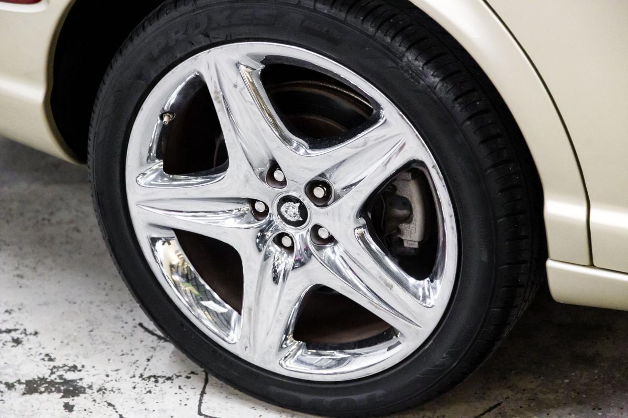 2006 Jaguar 42710 mile XJ8