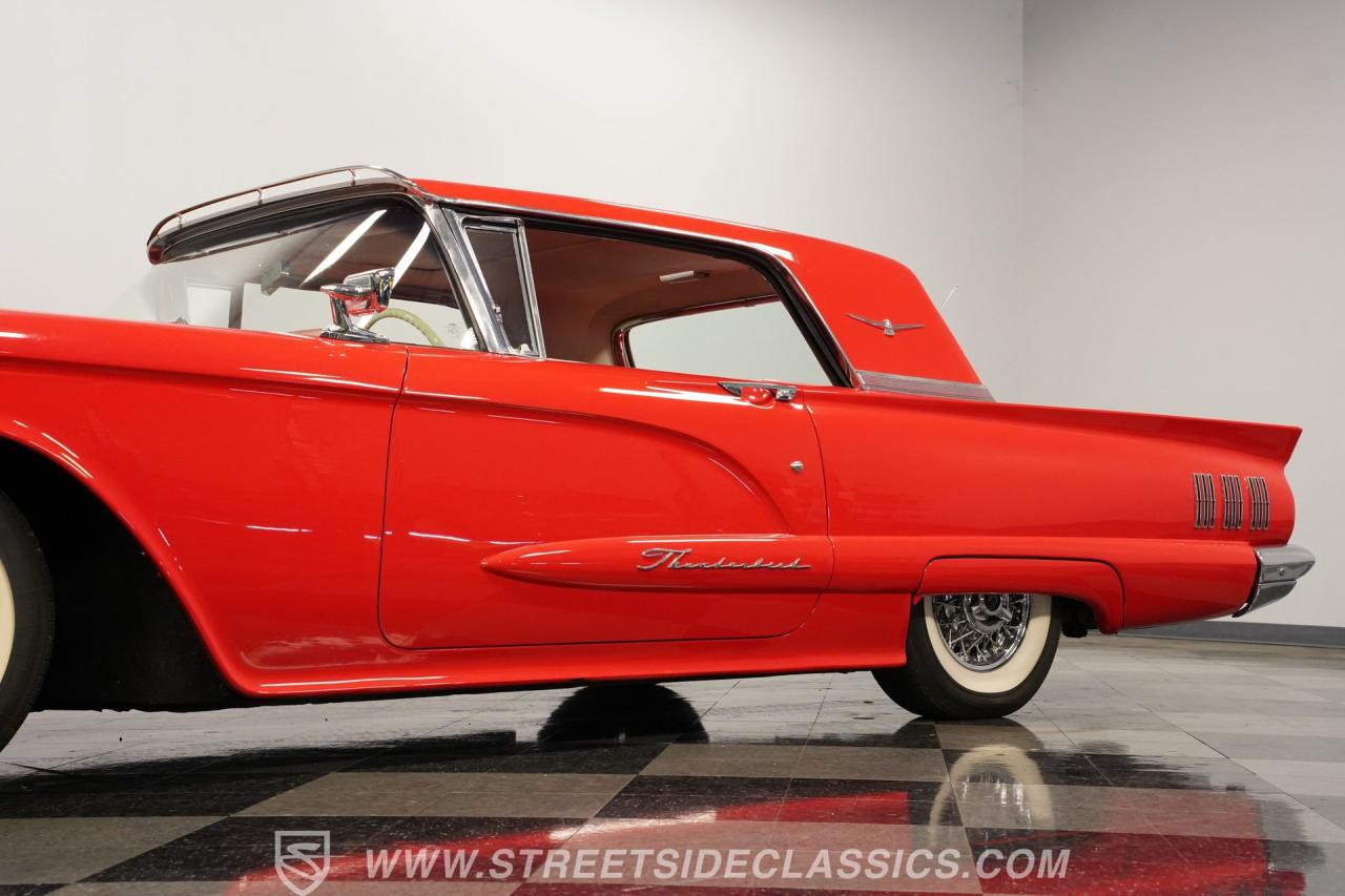 1960 Ford Thunderbird