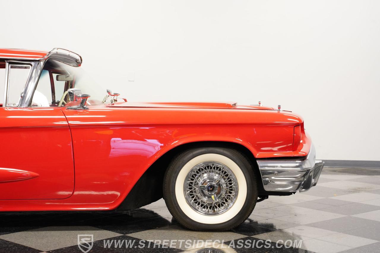 1960 Ford Thunderbird