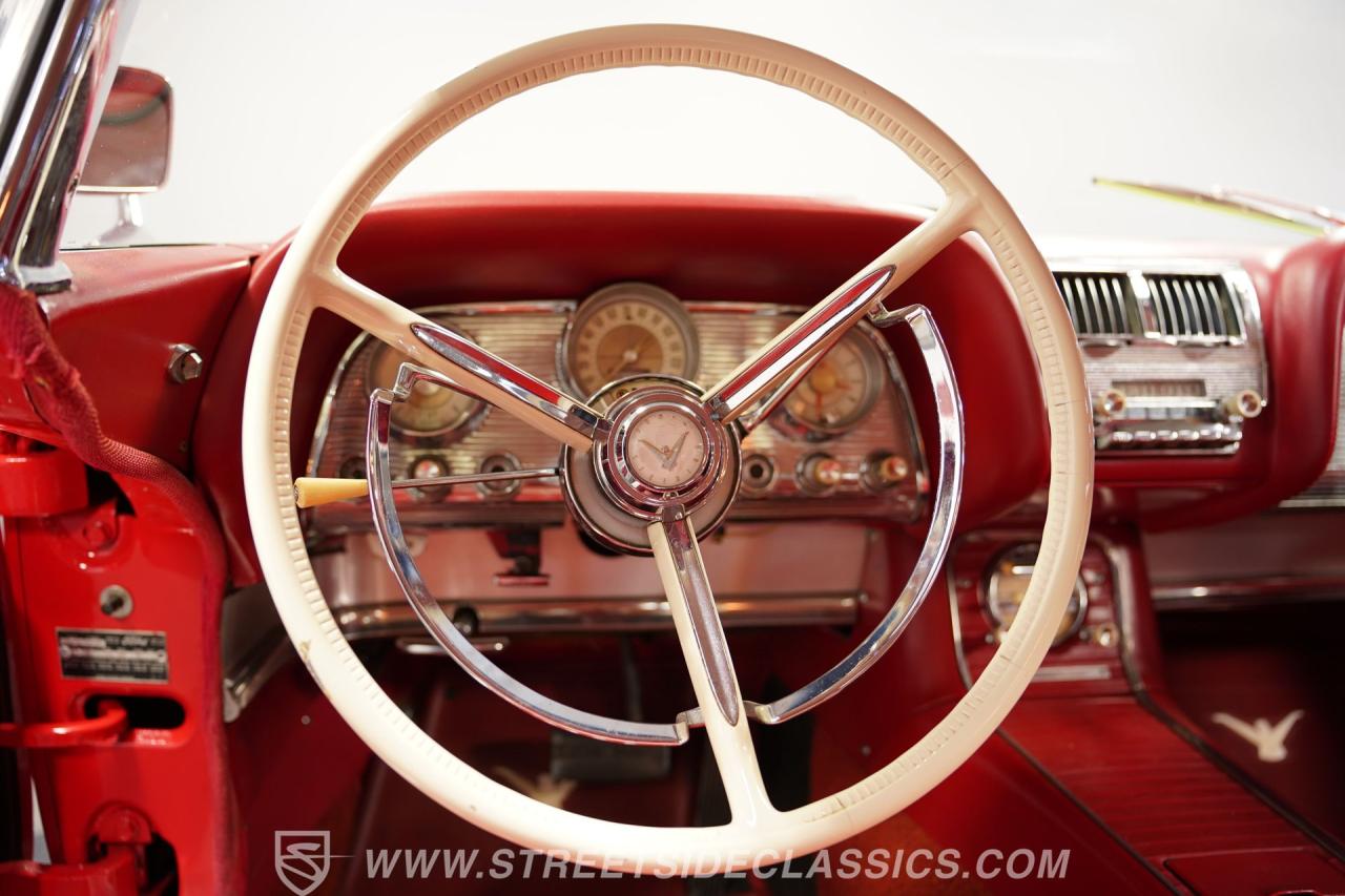 1960 Ford Thunderbird