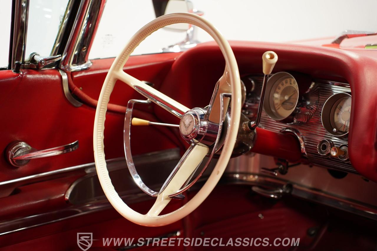 1960 Ford Thunderbird