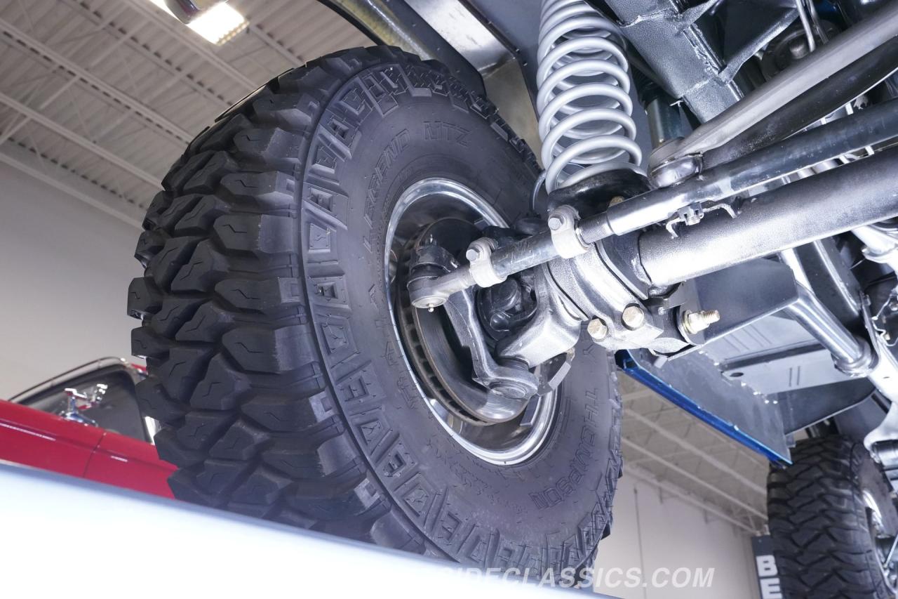 1973 Ford Bronco 4x4 Restomod