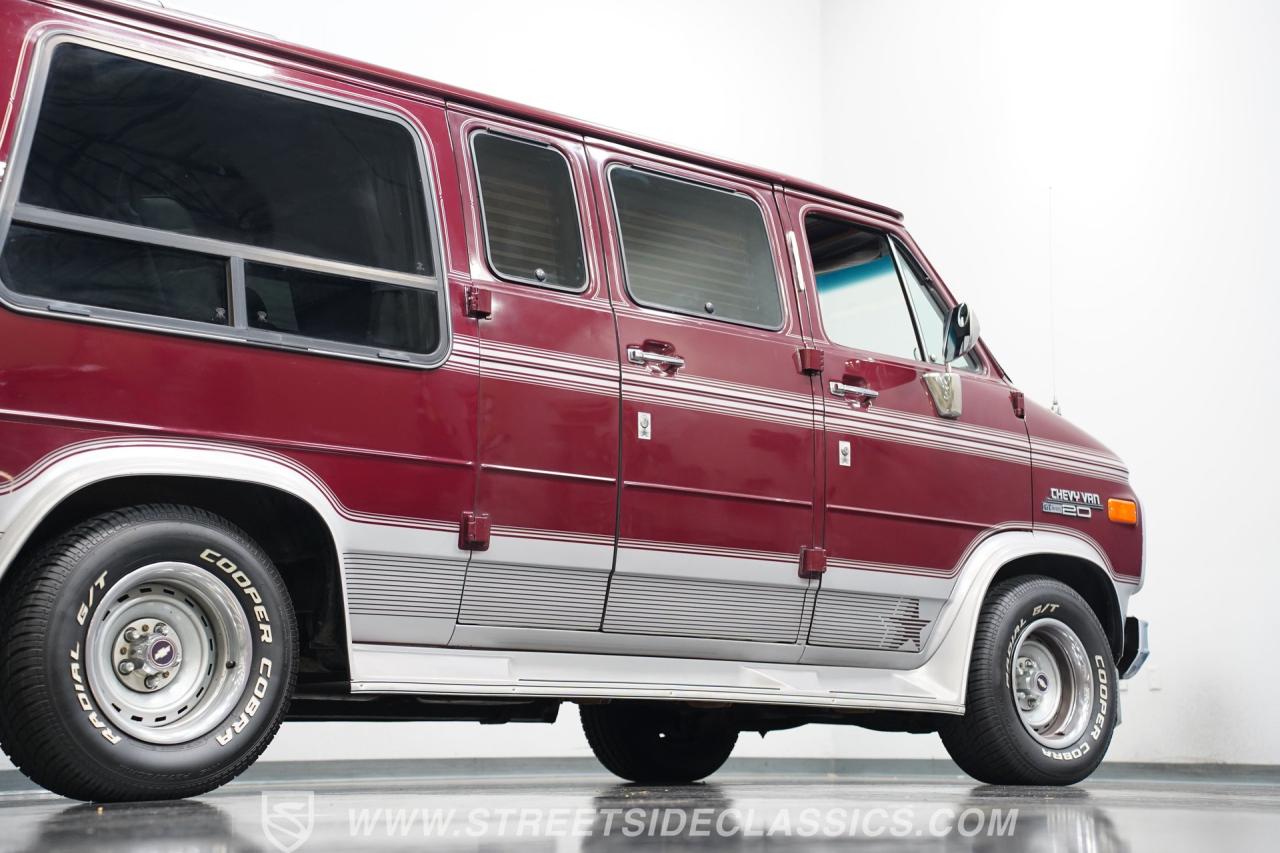 1990 Chevrolet G20 Conversion Van