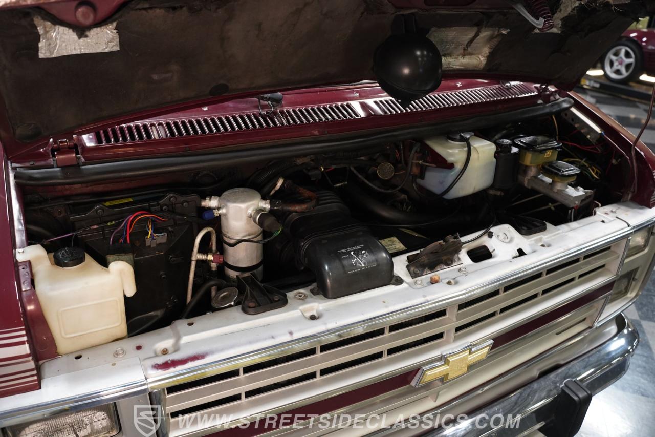 1990 Chevrolet G20 Conversion Van