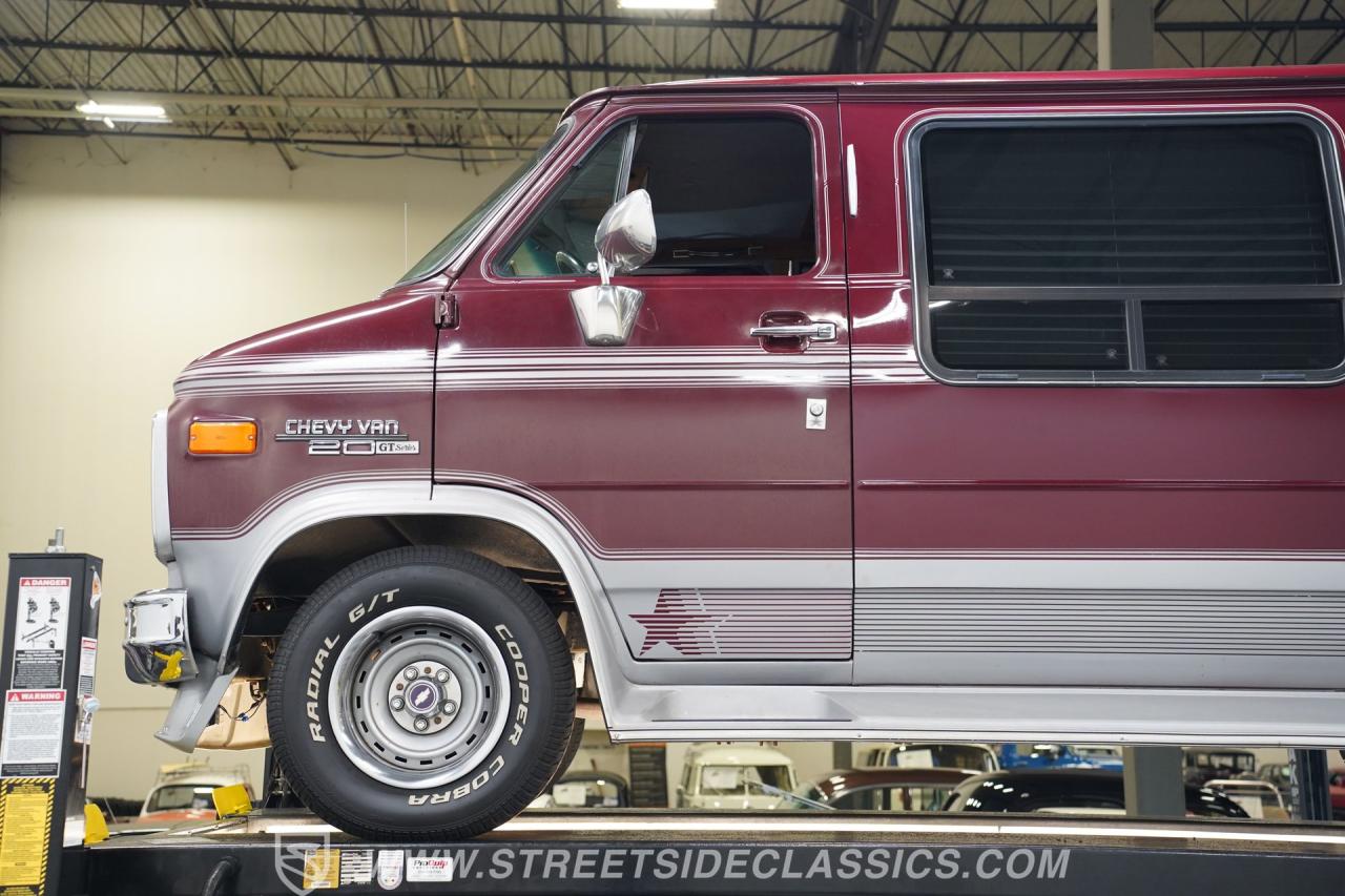 1990 Chevrolet G20 Conversion Van