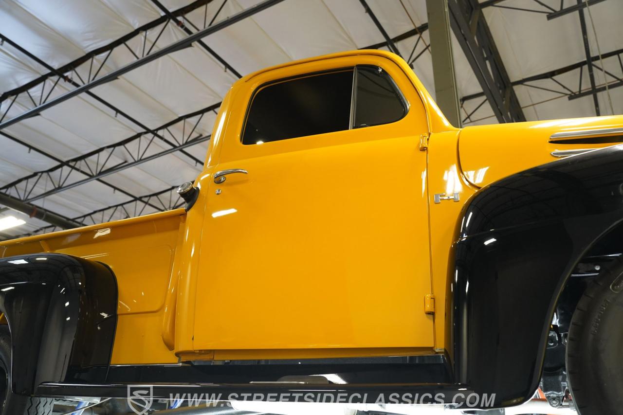 1948 Ford F-1