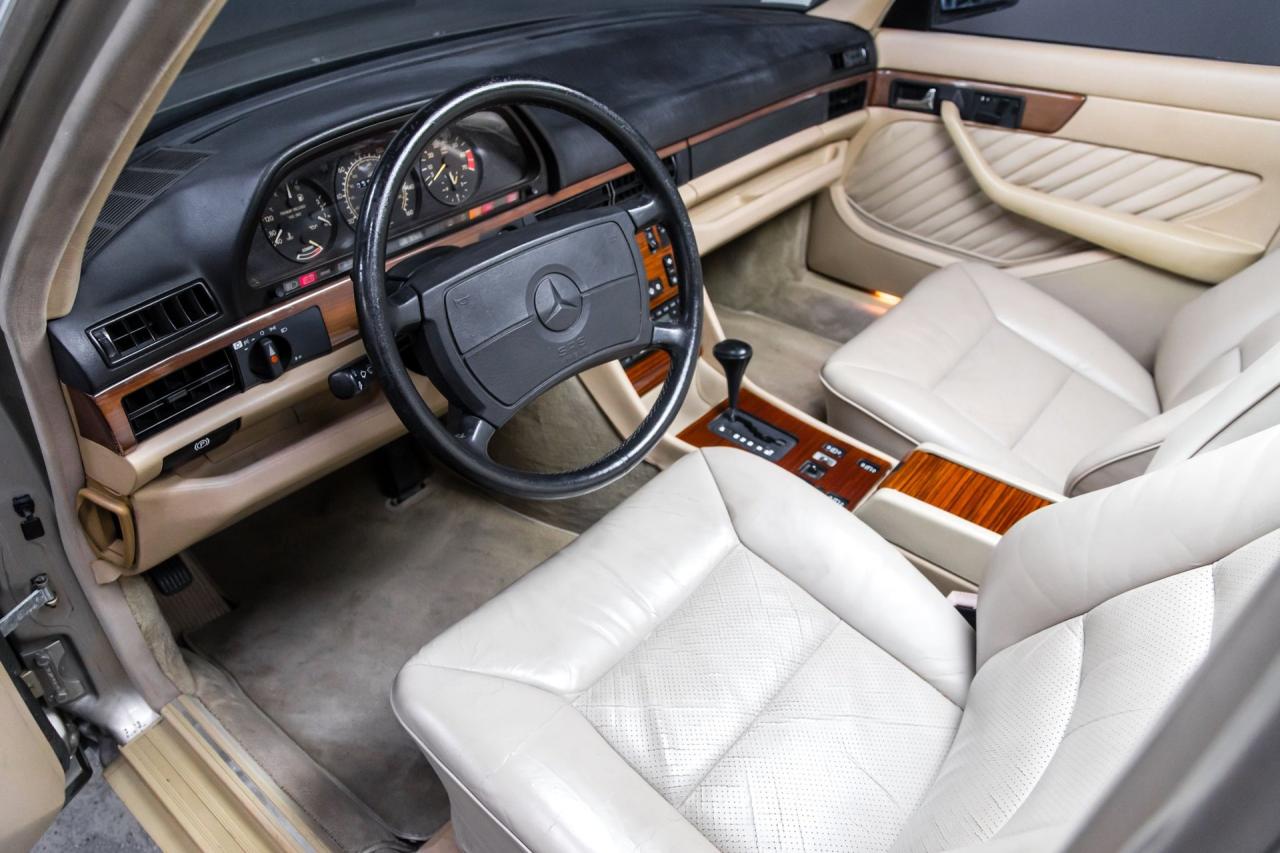 1989 Mercedes - Benz 420 SEL