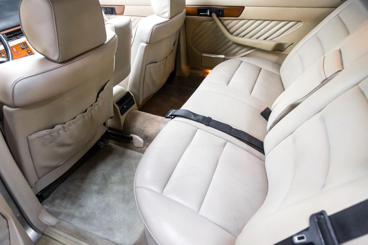 1989 Mercedes - Benz 420 SEL