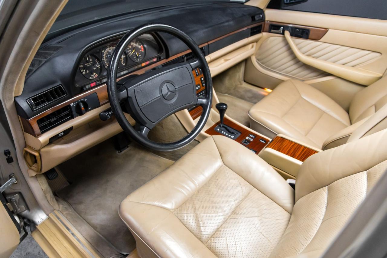 1989 Mercedes - Benz 420 SEL