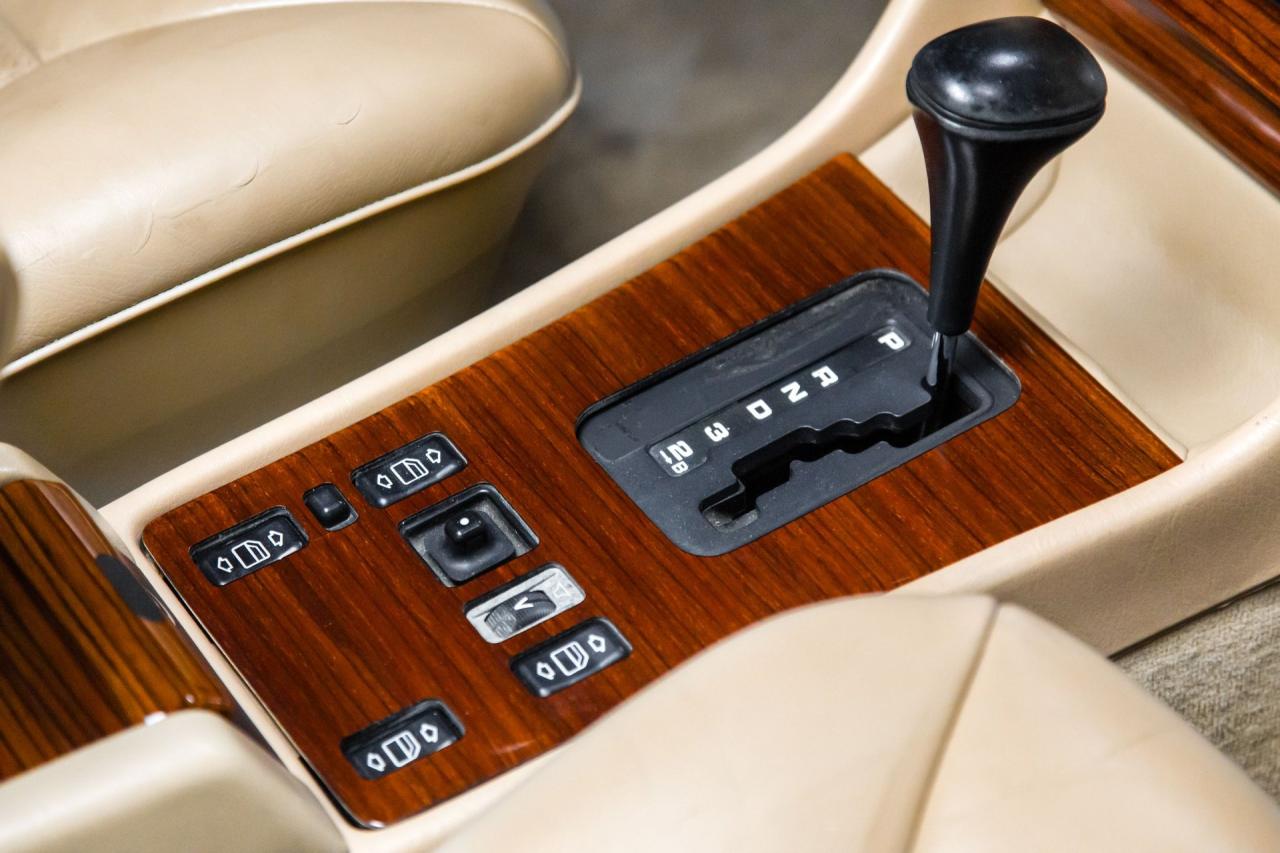 1989 Mercedes - Benz 420 SEL