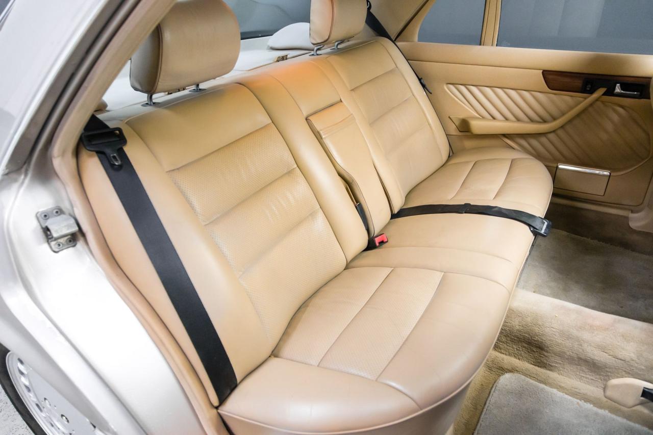 1989 Mercedes - Benz 420 SEL