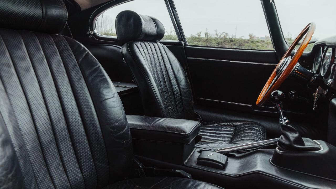 1969 Jaguar E-Type Series 2 4.2 Fixed Head Coupe