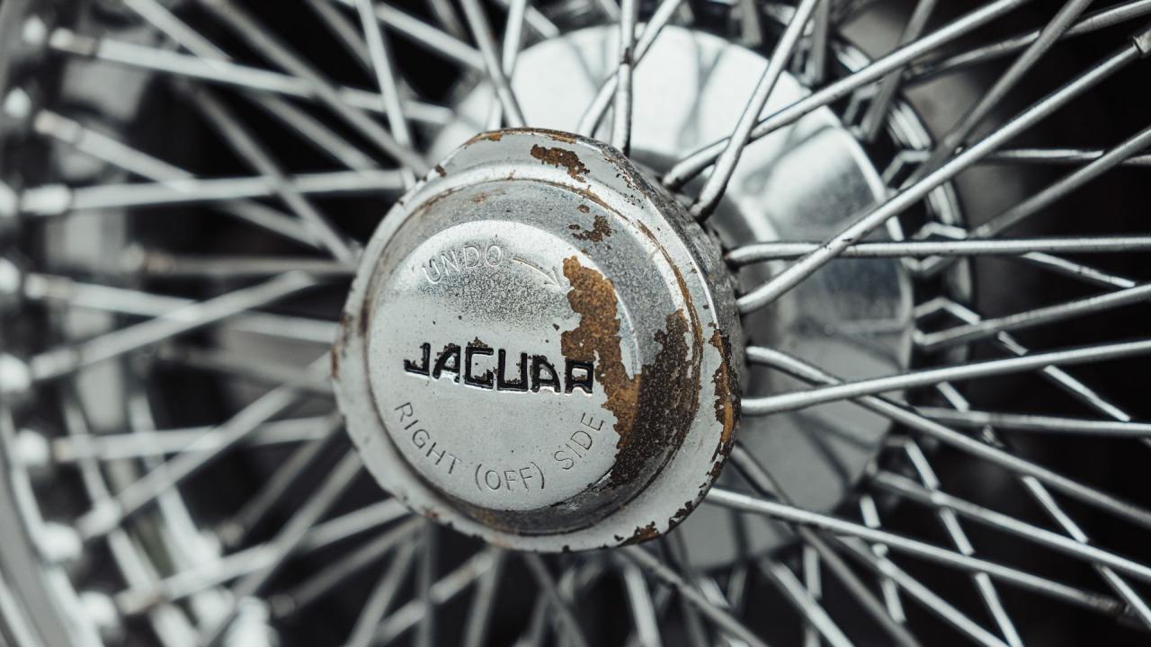 1969 Jaguar E-Type Series 2 4.2 Fixed Head Coupe