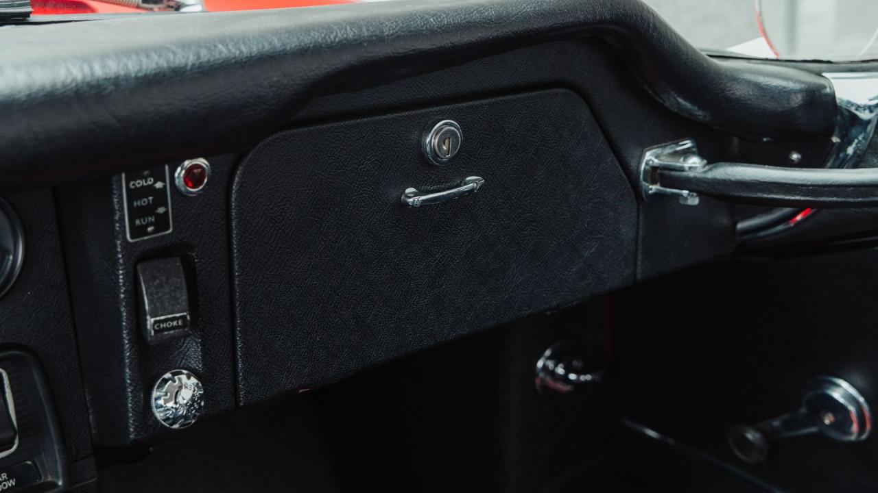 1969 Jaguar E-Type Series 2 4.2 Fixed Head Coupe