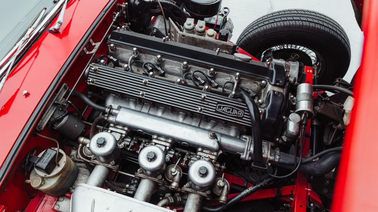 1969 Jaguar E-Type Series 2 4.2 Fixed Head Coupe