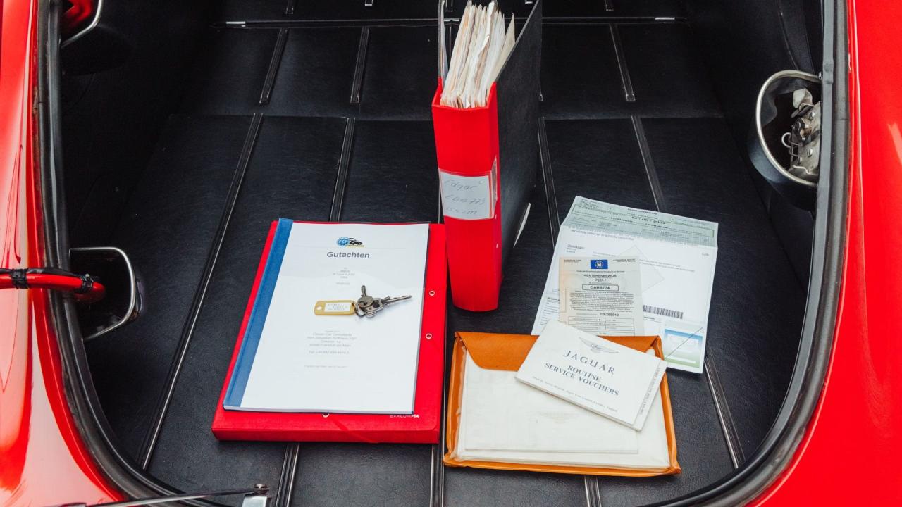 1969 Jaguar E-Type Series 2 4.2 Fixed Head Coupe