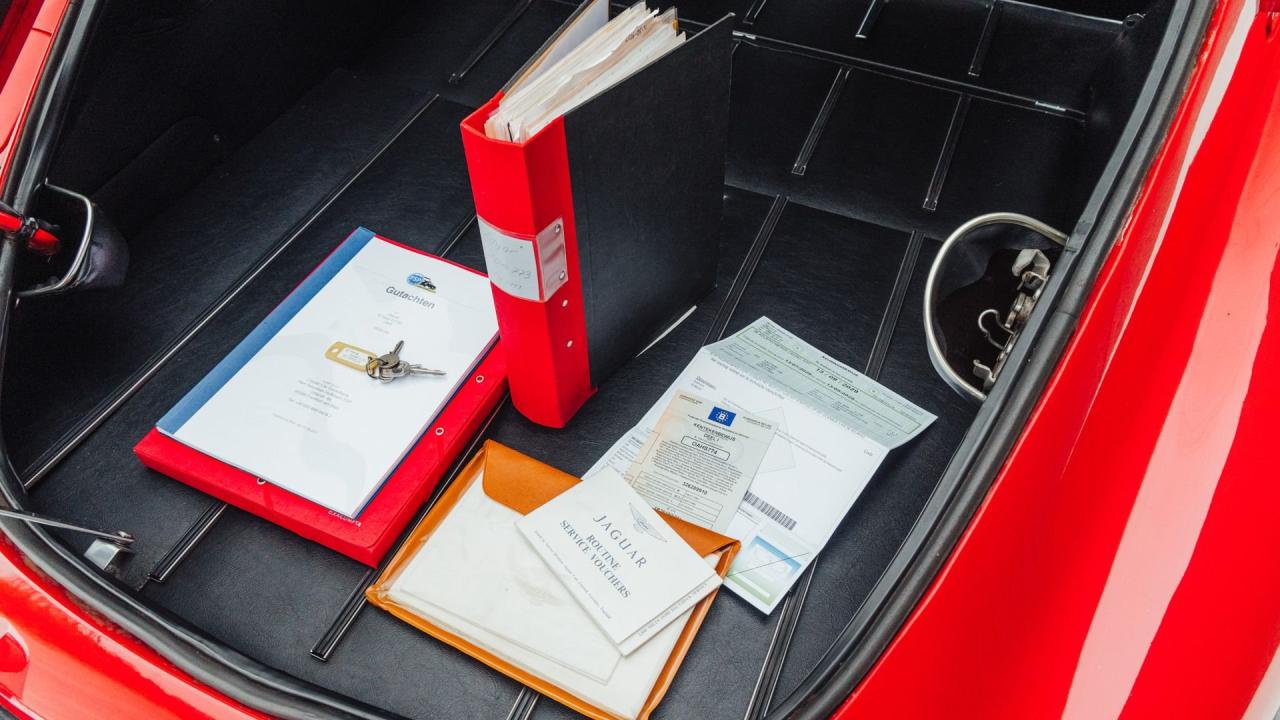 1969 Jaguar E-Type Series 2 4.2 Fixed Head Coupe