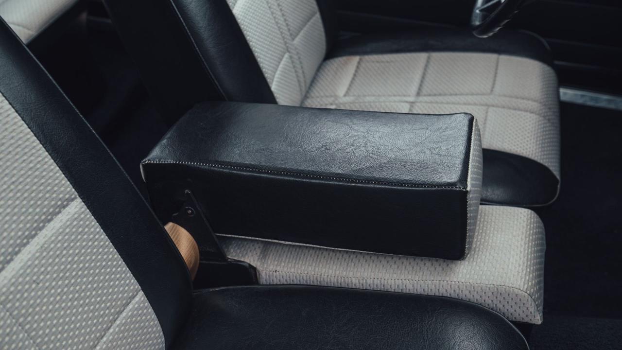 1970 Dodge Dart Four-Door Sedan