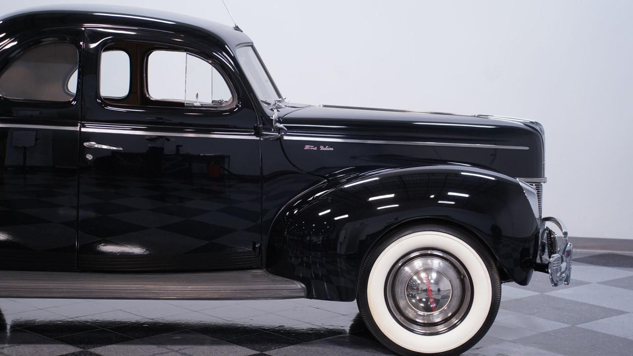 1940 Ford Deluxe Coupe