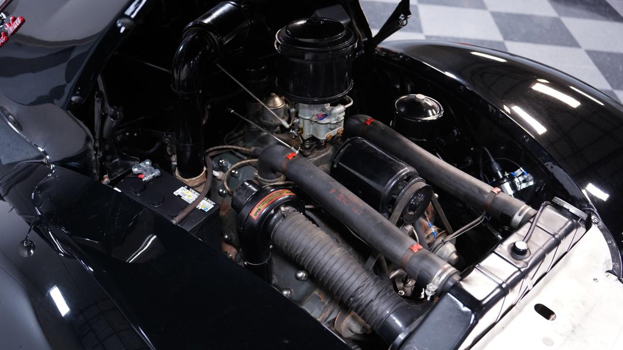 1940 Ford Deluxe Coupe