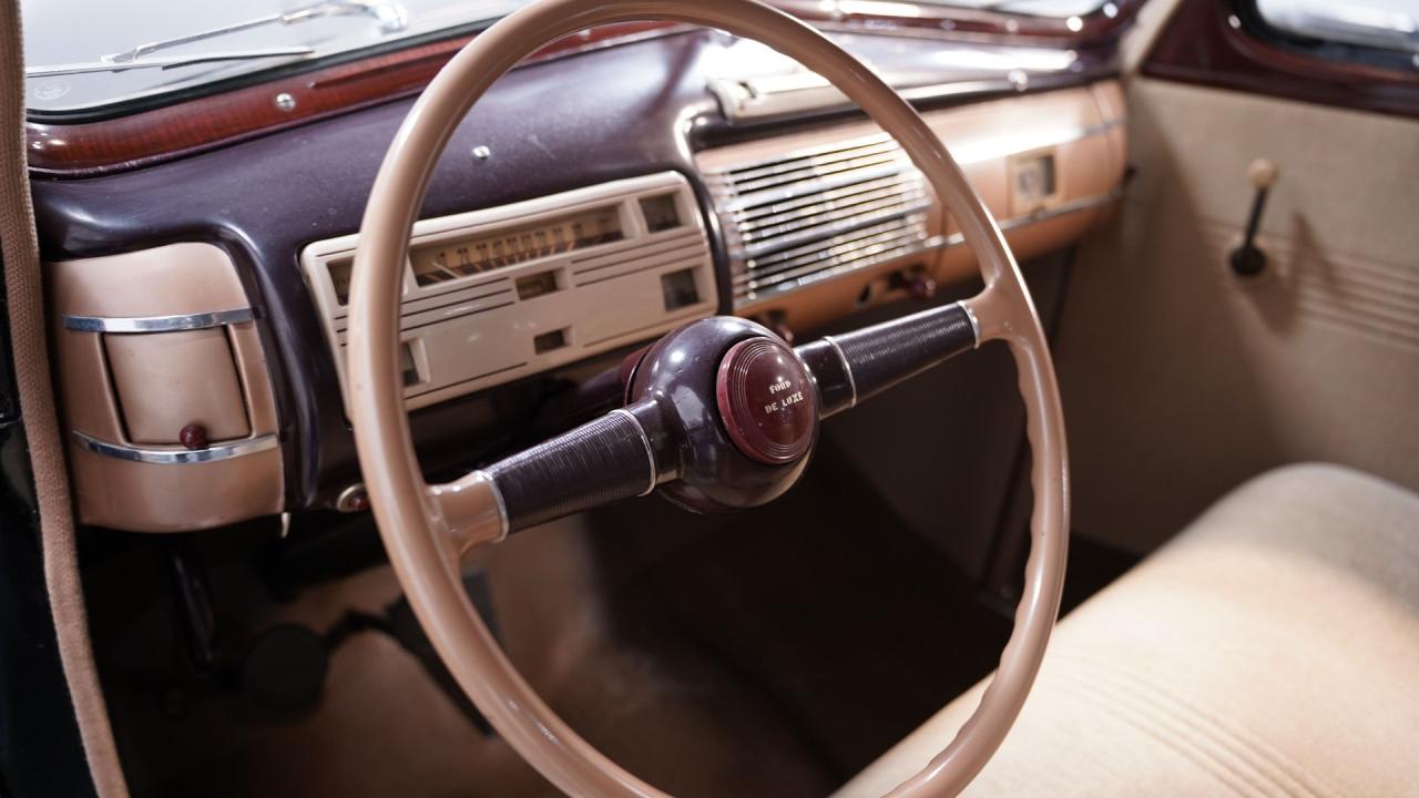1940 Ford Deluxe Coupe