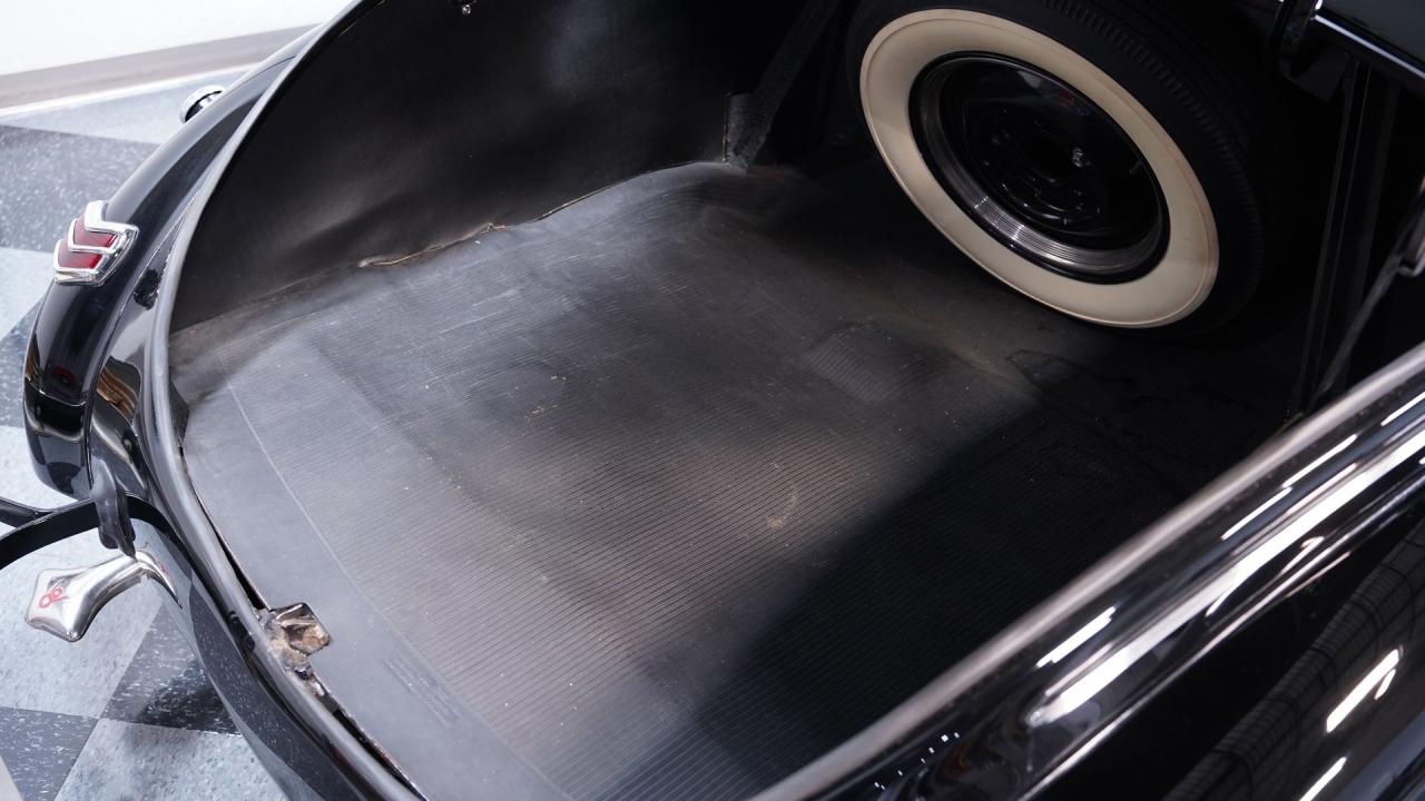 1940 Ford Deluxe Coupe