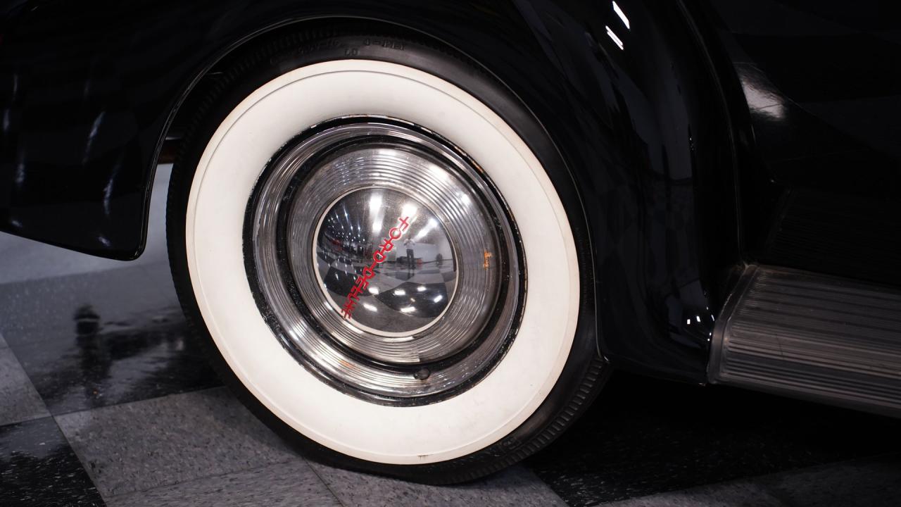 1940 Ford Deluxe Coupe