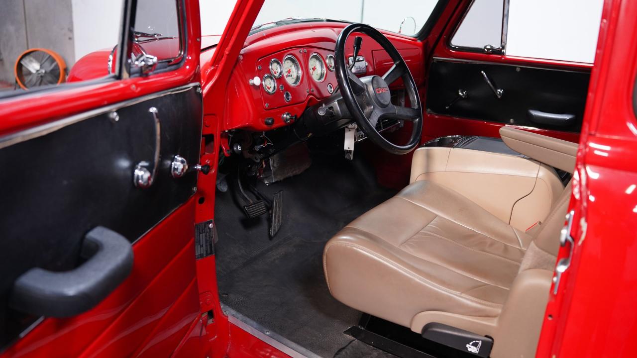 1954 GMC 100 5 Window