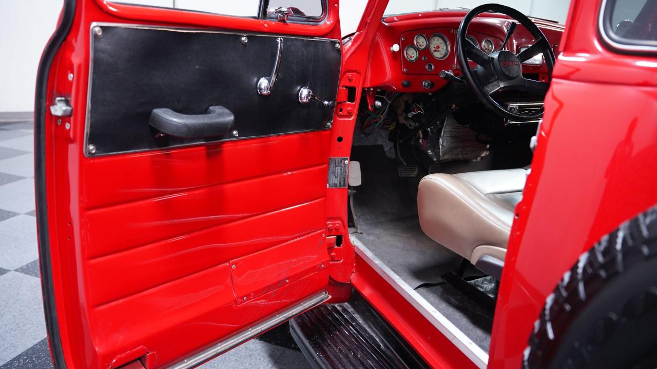 1954 GMC 100 5 Window