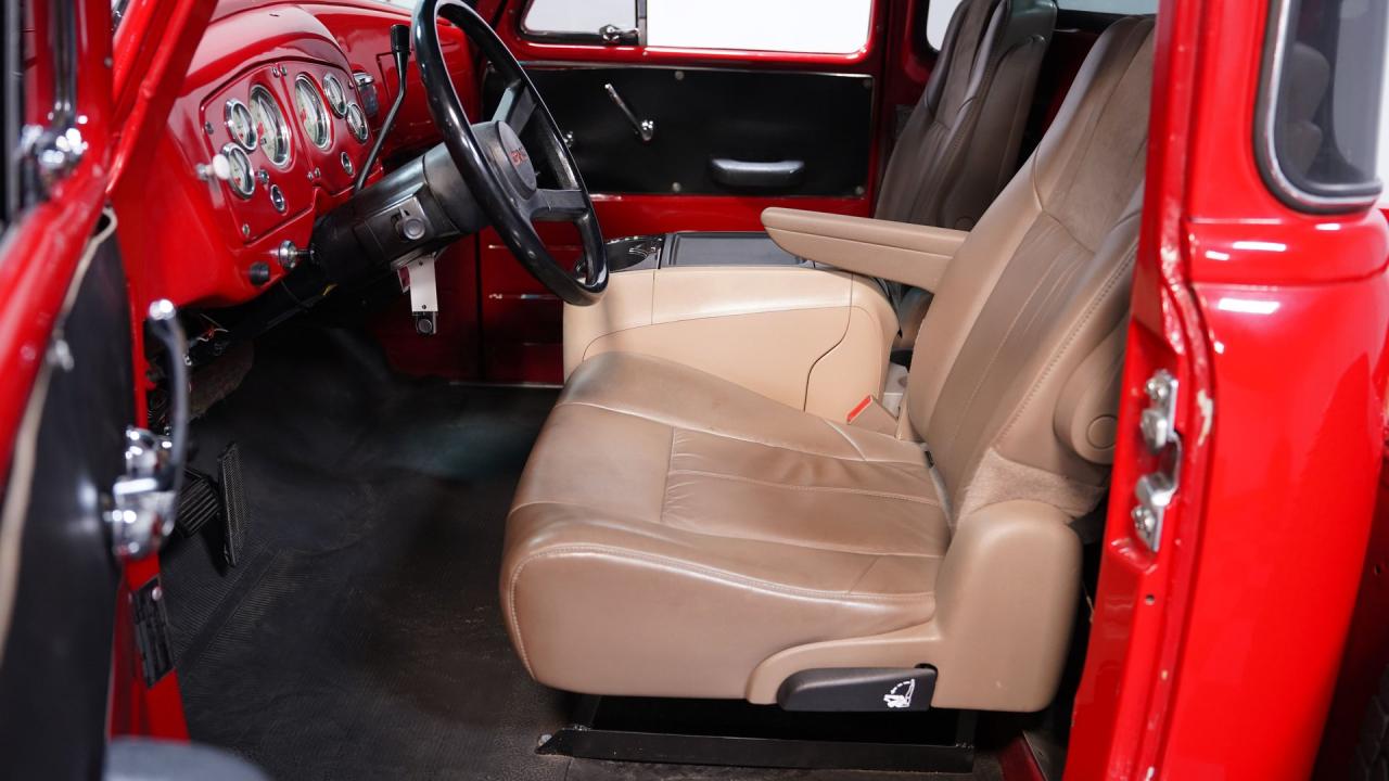 1954 GMC 100 5 Window