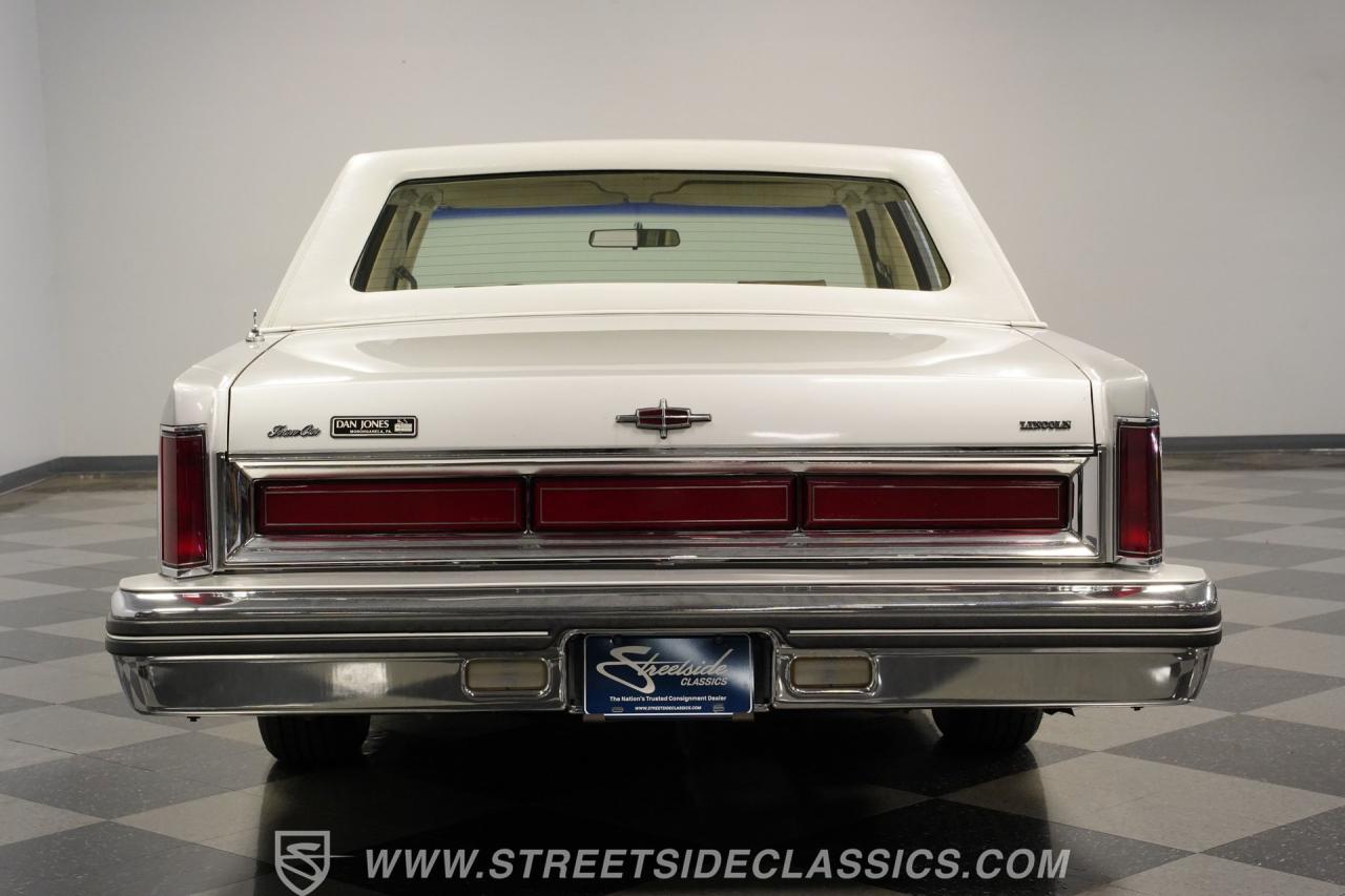 1984 Lincoln Town Car Signature Series